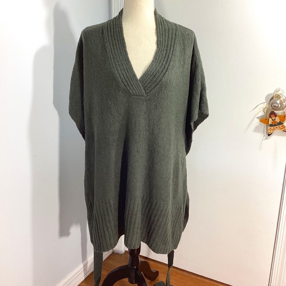 NWT J.JILL SIZE XL-3X RELAXED BELTED KNIT PONCHO CAPER V NECK  One size fit all - Picture 1 of 9